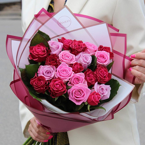 Букет микс из 21 розовой розы 60 см - изображение 2