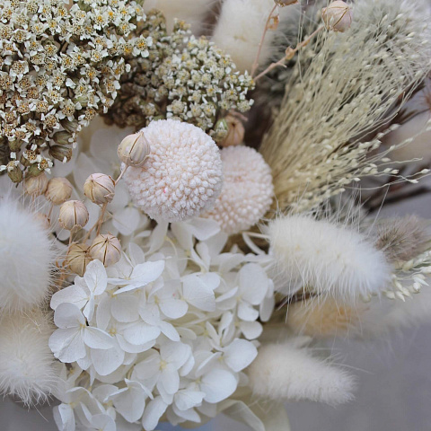 Новинки букетов 2026: Бокс с сухоцветами для мамы