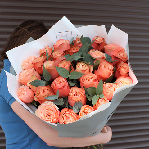 Букеты  девушке : Букет из 29 пионовидных Голландских роз