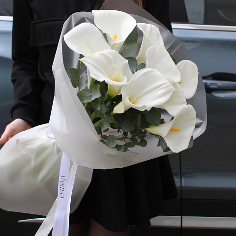 Букеты калл: Букет из 9 белых калл