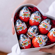 Подарочная коробка с Kinder Surprise "M"