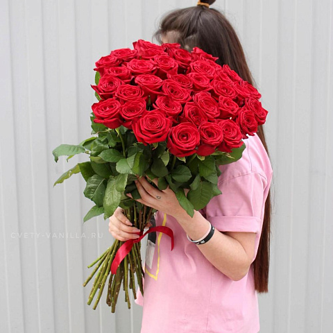 Букет из 33 красных роз 70 см - изображение 2