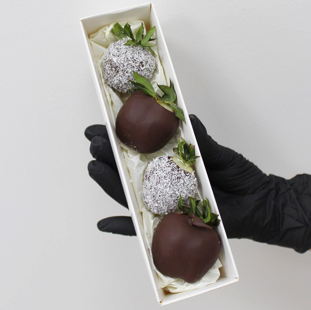 Клубника в бельгийском шоколаде "Комплимент"