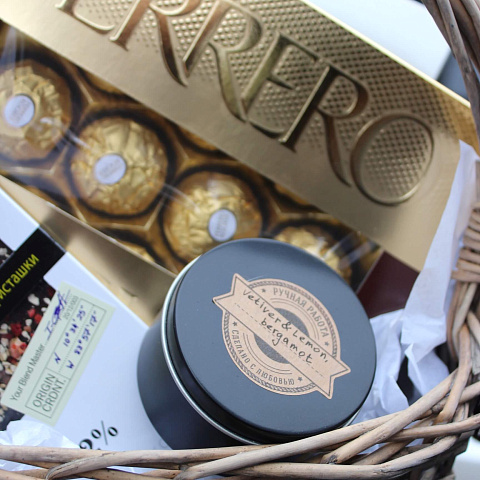 Подарочные корзины: Новогодний подарочный набор Яркое настроение