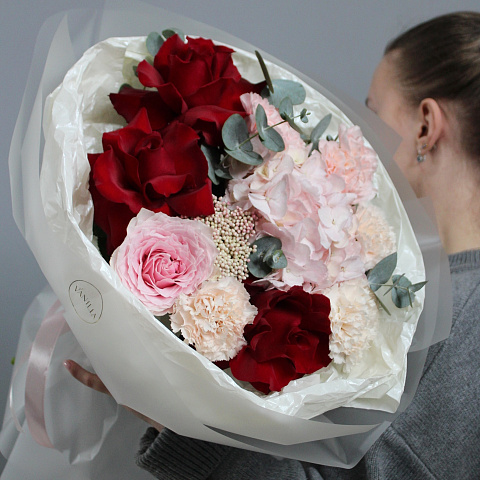 Букет цветов "Вероника"