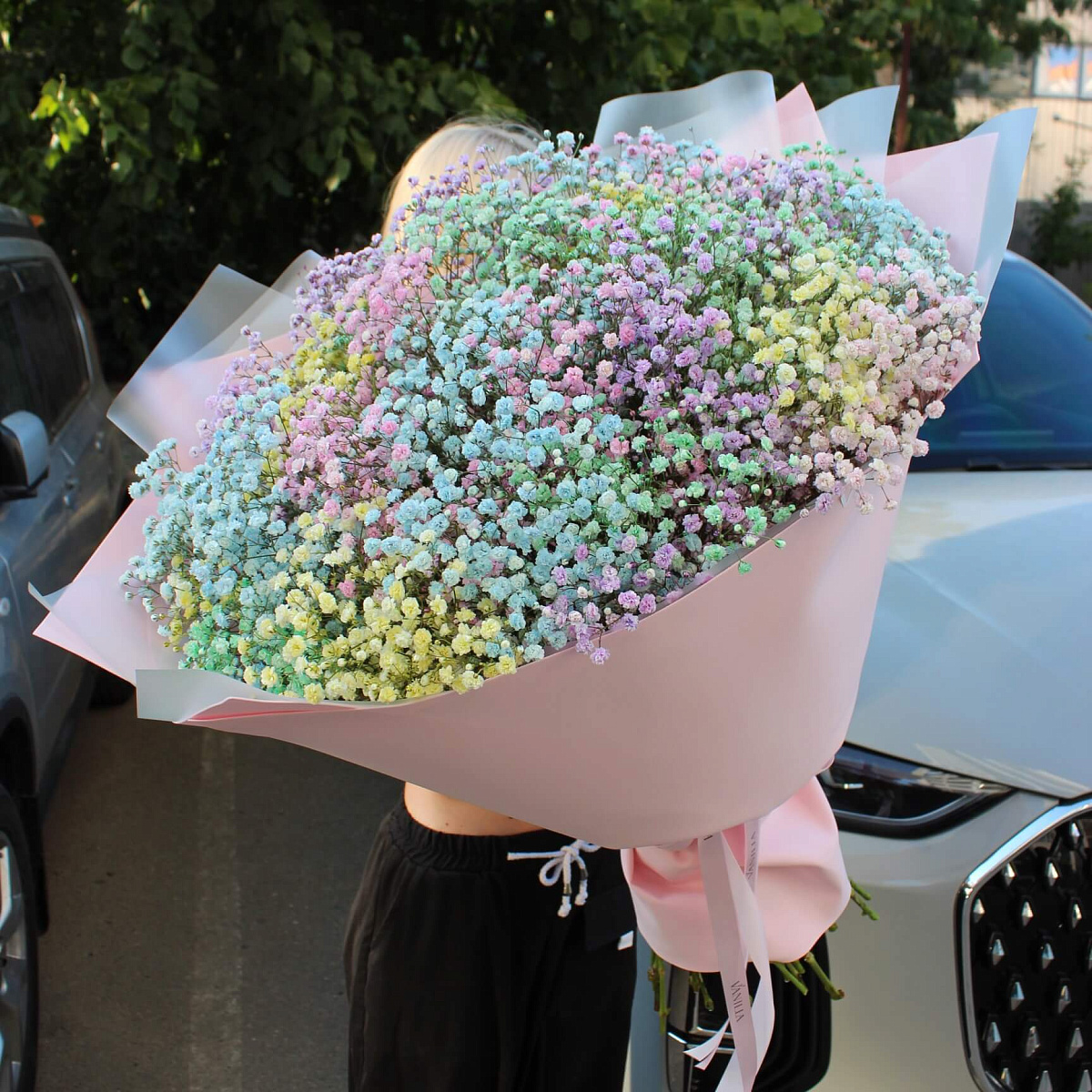 Букет из радужной гипсофилы "Слезы единорога"