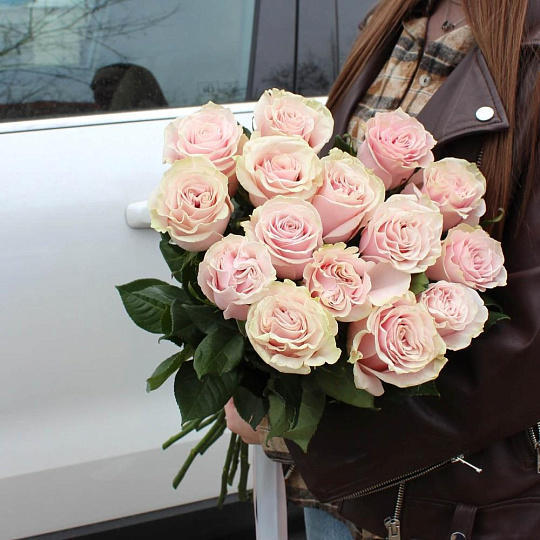 Букет из 15 роз Pink Mondial 70 см - изображение 2