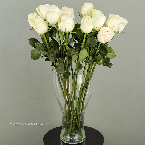 Ваза для цветов из стекла 30-35 см