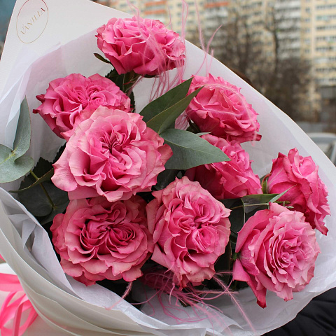 Букеты из 9 роз: Букет из 9 роз Кантри Блюз с эвкалиптом