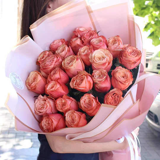 Букет из 25 пионовидных роз Kahala - изображение 2