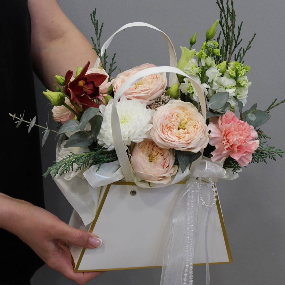 Сумочка с цветами