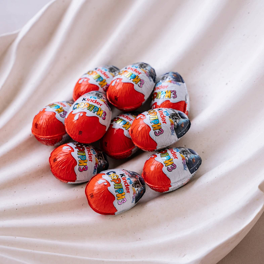 Шоколадное яйцо Киндер Сюрприз