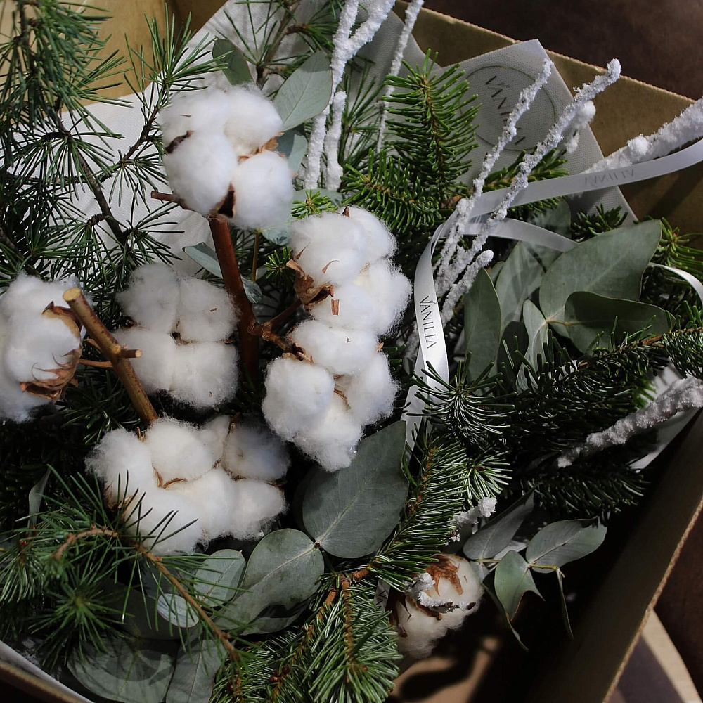 Сборный букет микс из хвои "Зима"