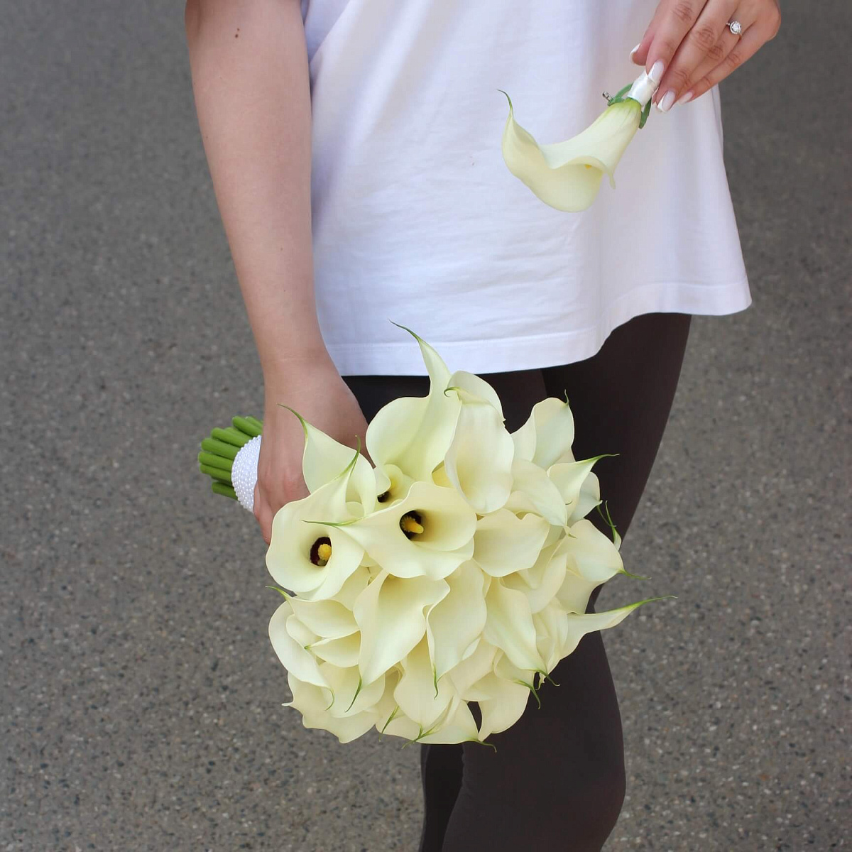 Букет из белых калл "Незабываемое торжество"