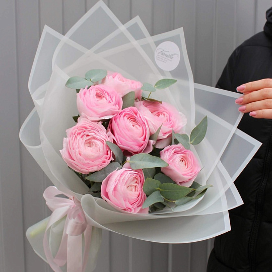 Букет из 7 ранункулюсов и эвкалипта - изображение 2