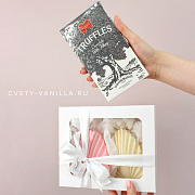Сладкая корзина PINK NEW YEAR