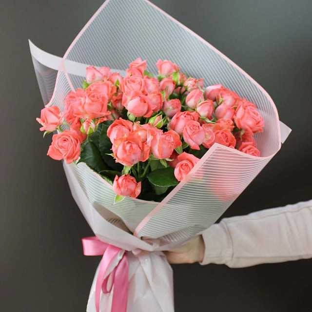 Букет из 15 веток розы Барбадос 50 см. - изображение 2