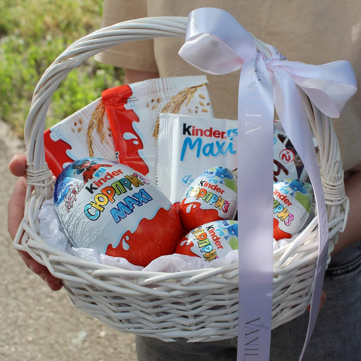 Подарочный набор в корзине