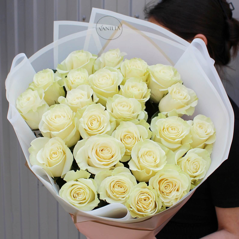 Букет из 25 роз Мондиаль 70 см