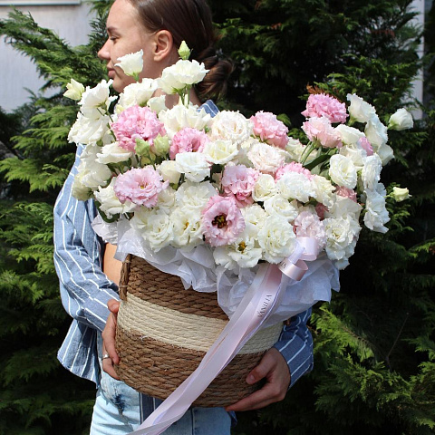 Корзина с эустомой «Dreams»  - изображение 2