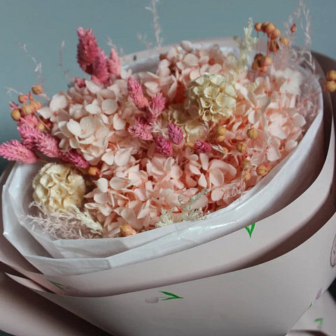 Недорогие букеты: Милый букет из сухоцветов