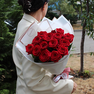 Букет из 15 красных роз 60 см - изображение 2