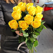 11 желтых голландских роз 60 см