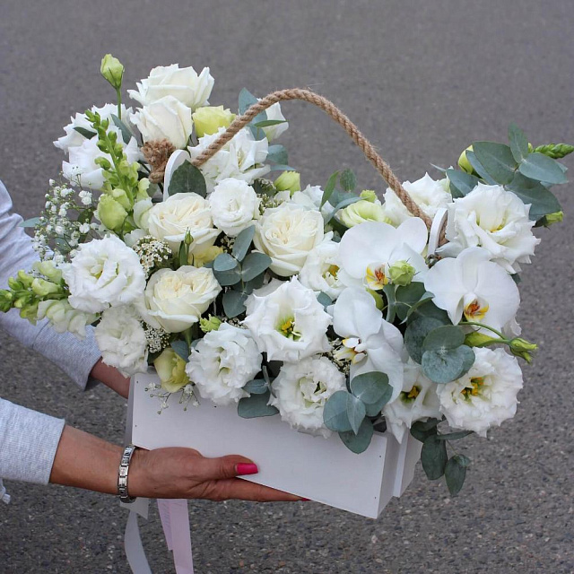 Декоративный ящик с цветами - изображение 2