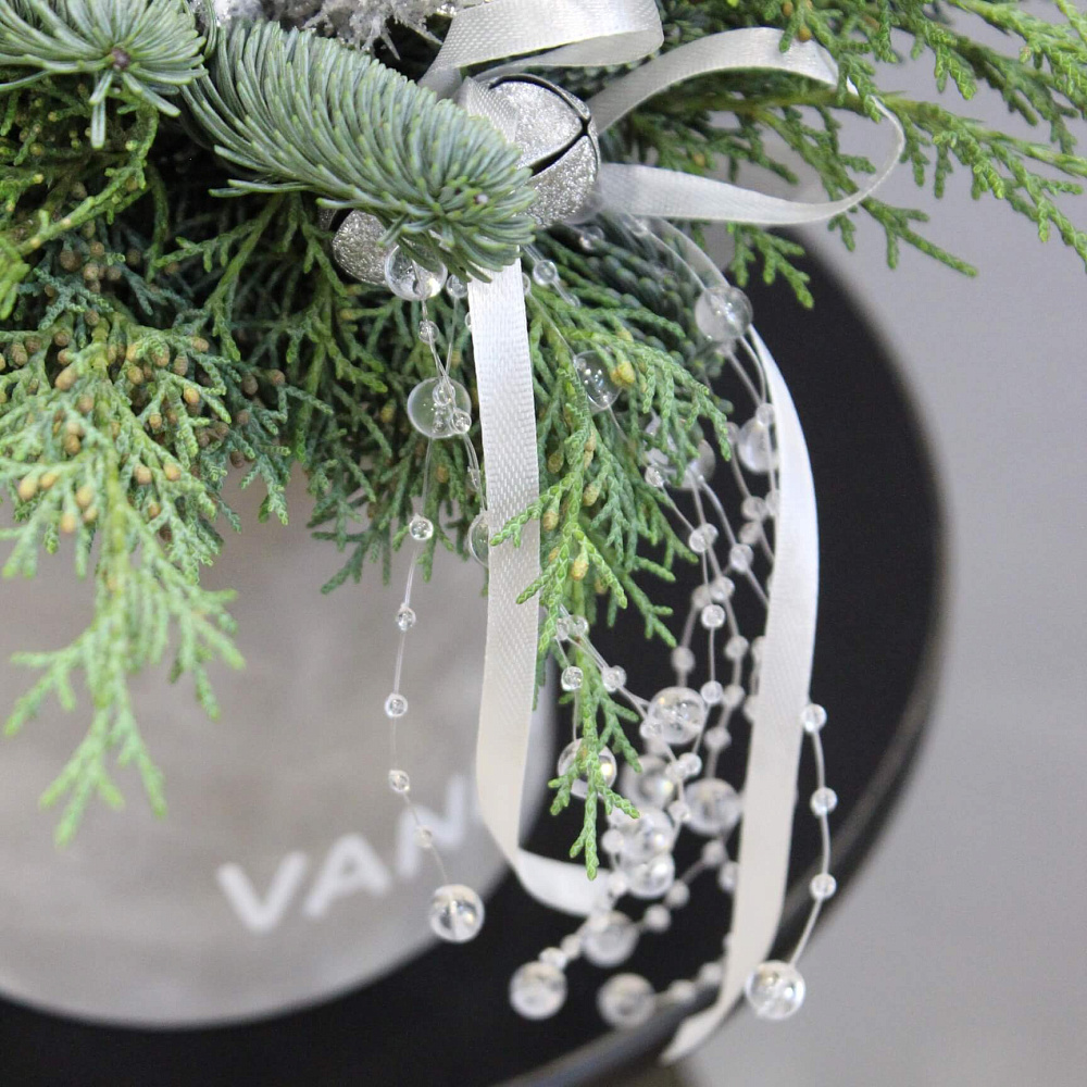 Композиция "Нежная елка"