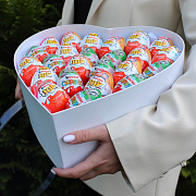 Коробка сердце с Kinder Surprise "XL"