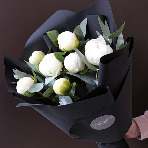 Букеты пионов: Ароматные пионы с эвкалиптом