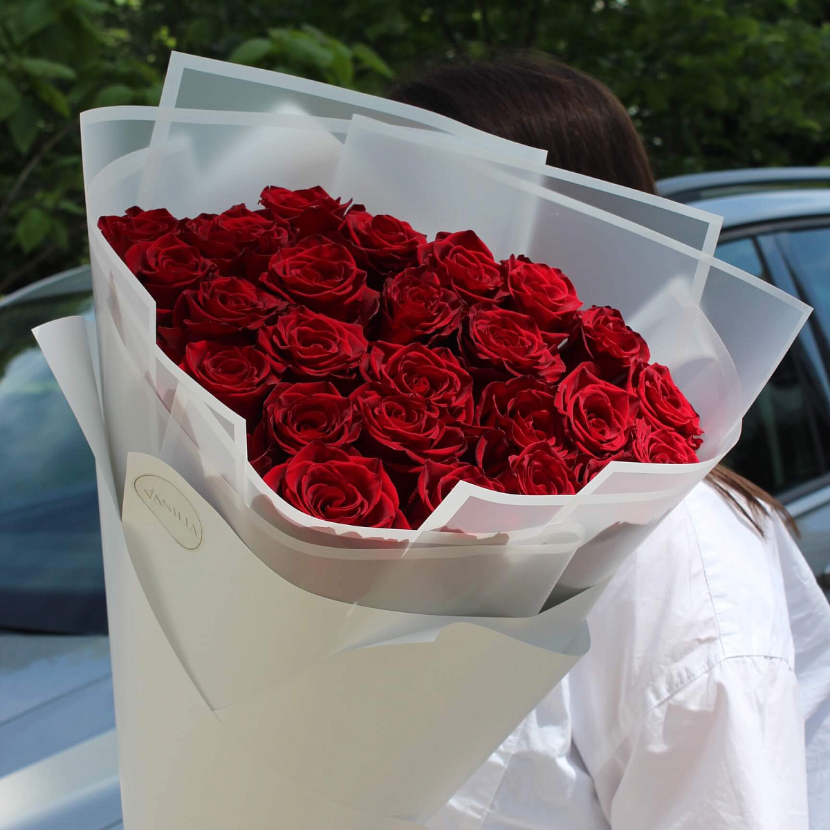 Букет из 25 роз Эксплорер 80 см