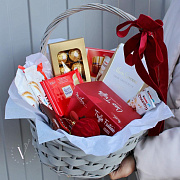 Сладкая корзина Red New Year