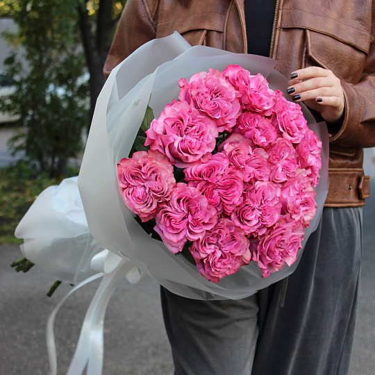 Пионовидные розы: Букет из 15 пионовидных роз "Pink"