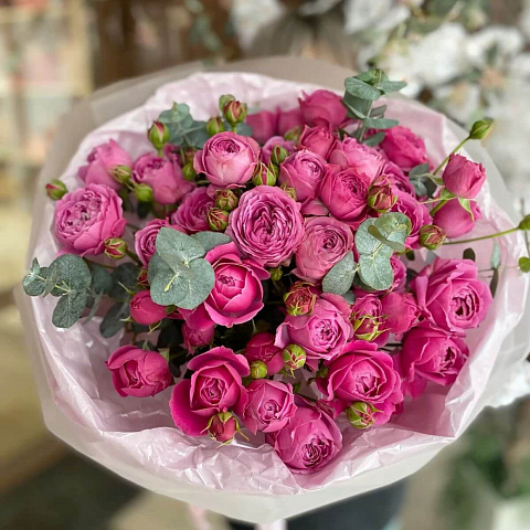 Букет из 11 веток пионовидной розы 50 см - изображение 2