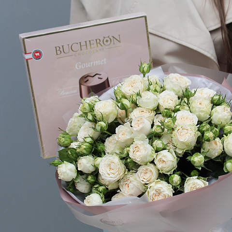 Подарки: Коробка конфет Bucheron с миндалем