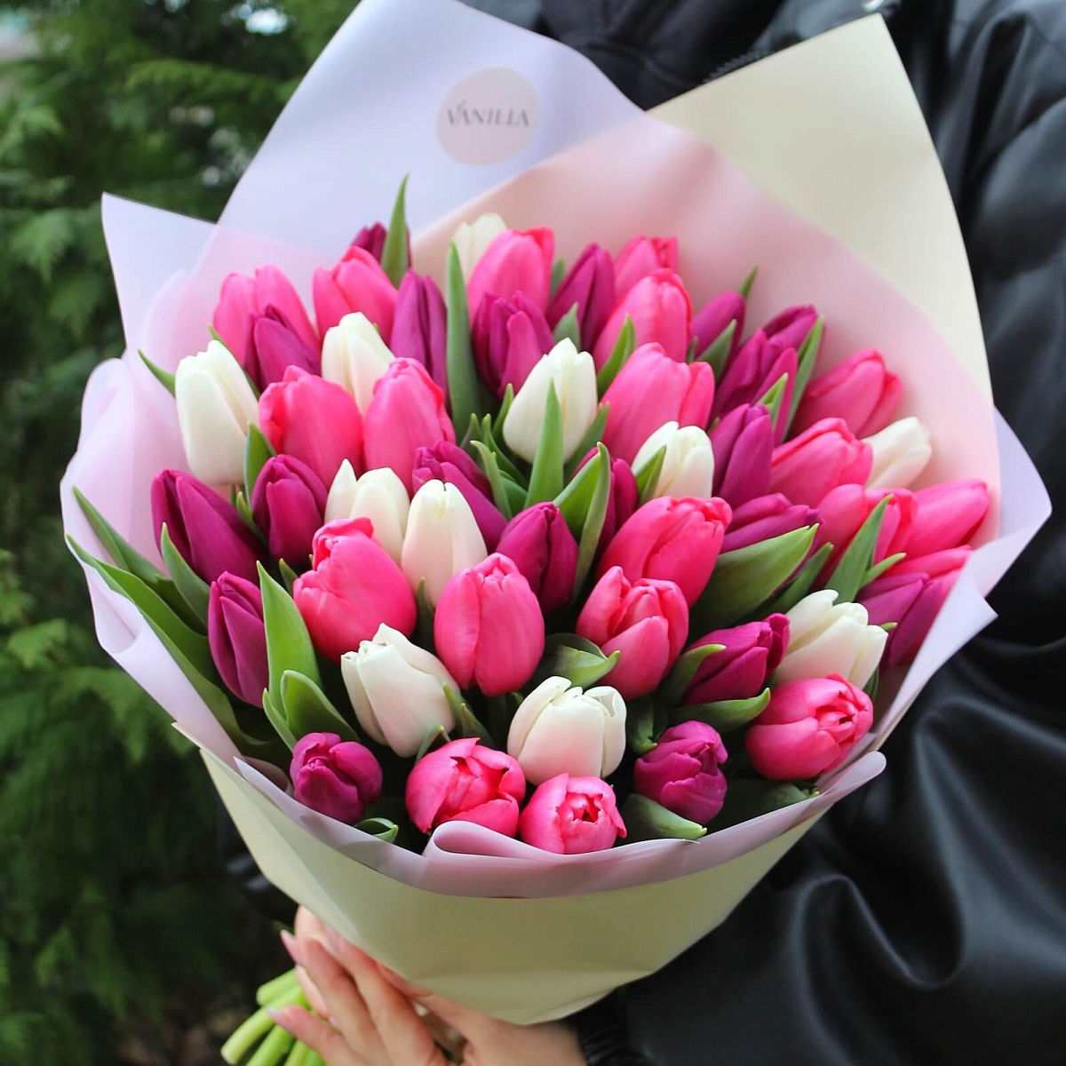 Букет тюльпанов 51 шт "Микс цветов"