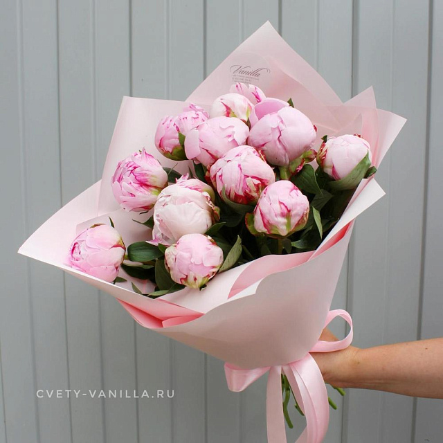 Букет 11 розовых пионов - изображение 2