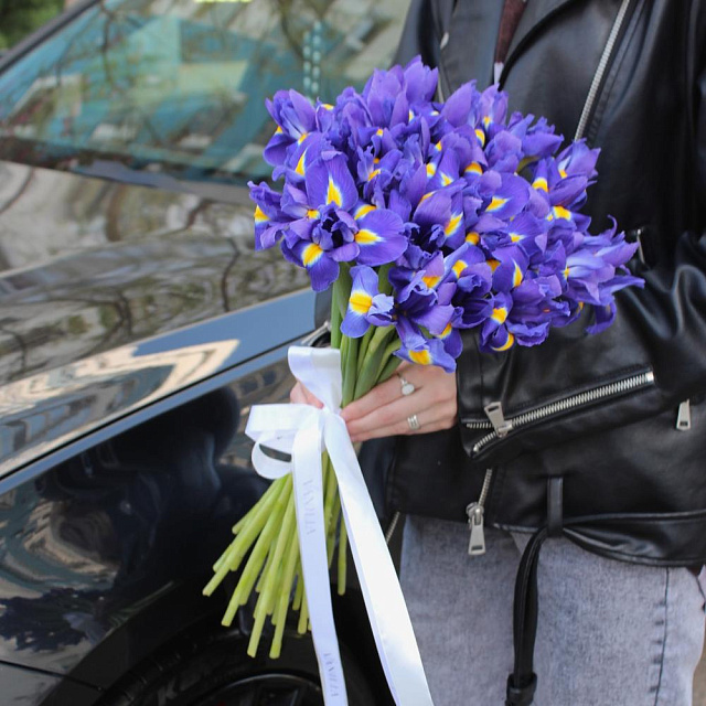 Букет из 25 ирисов - изображение 2