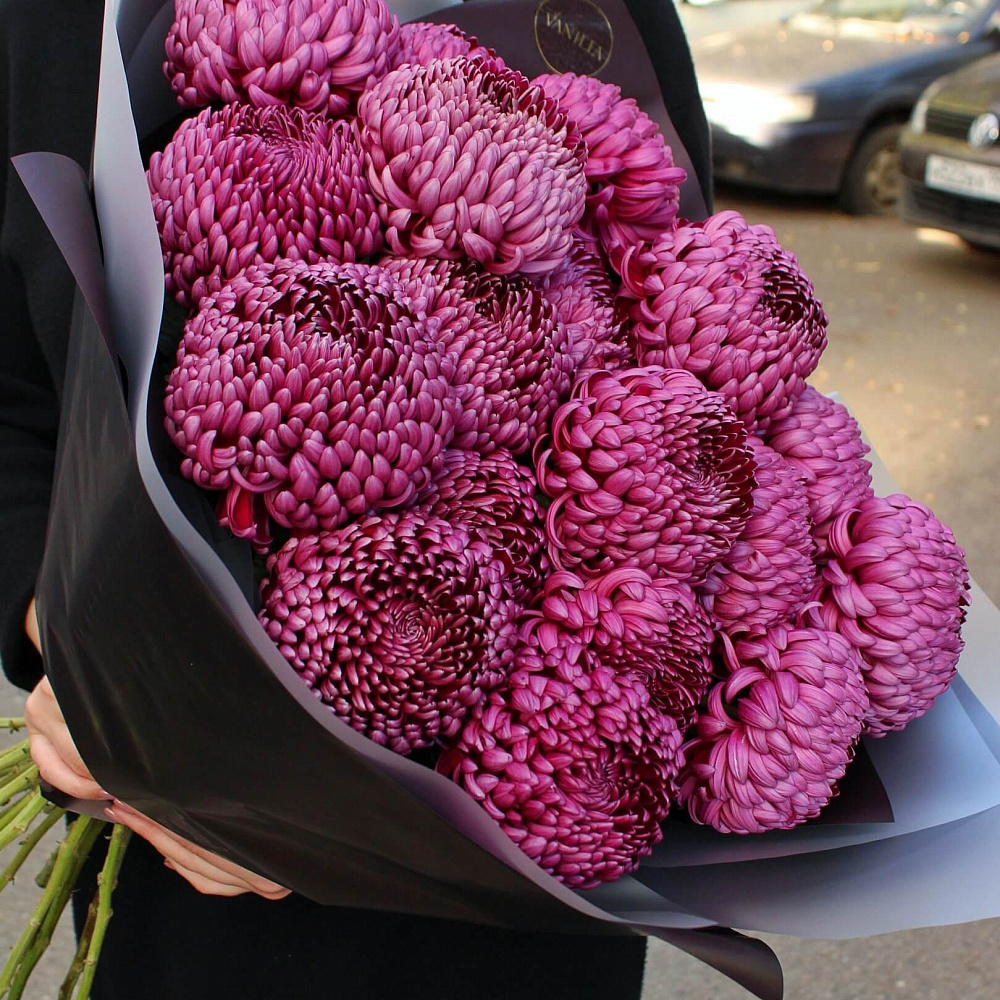 Букет из 19 хризантем Бигуди Перпл