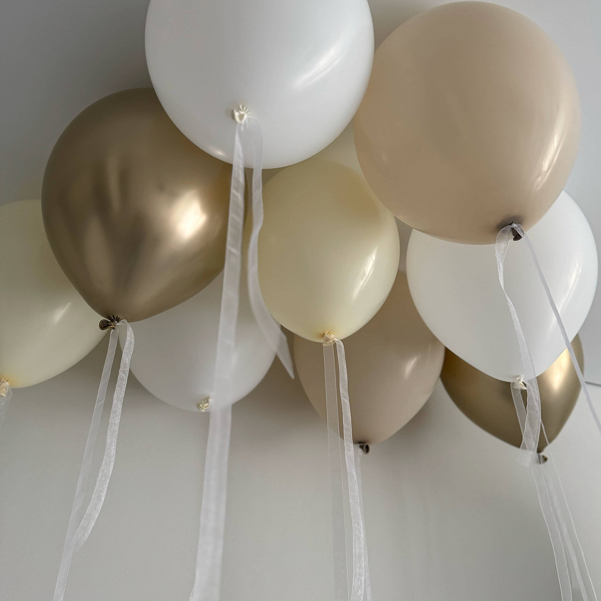 Набор шаров под потолок "Золотой песок"