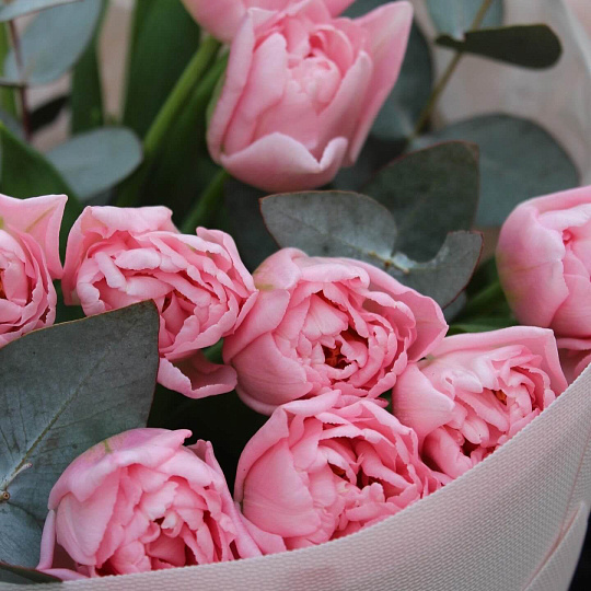 Тюльпаны: Букет с тюльпанами Amore