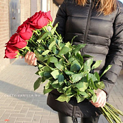 19 красных голландских роз 80 см