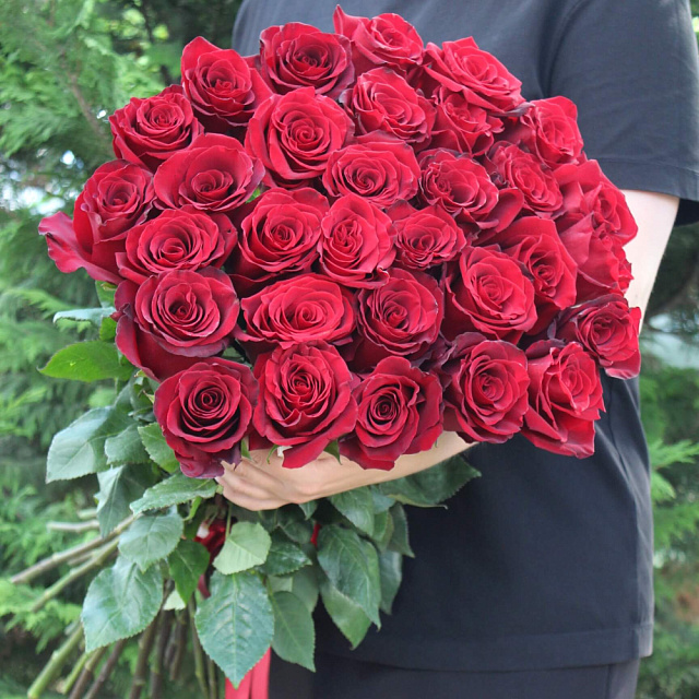 31 голландская красная роза 70 см - изображение 2