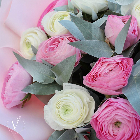 Букет ранункулюсов: Букет с ранункулюсами