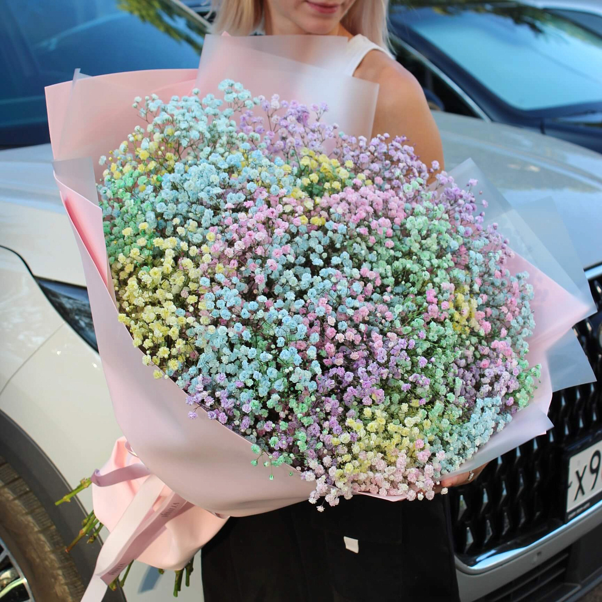 Букет из радужной гипсофилы "Слезы единорога"