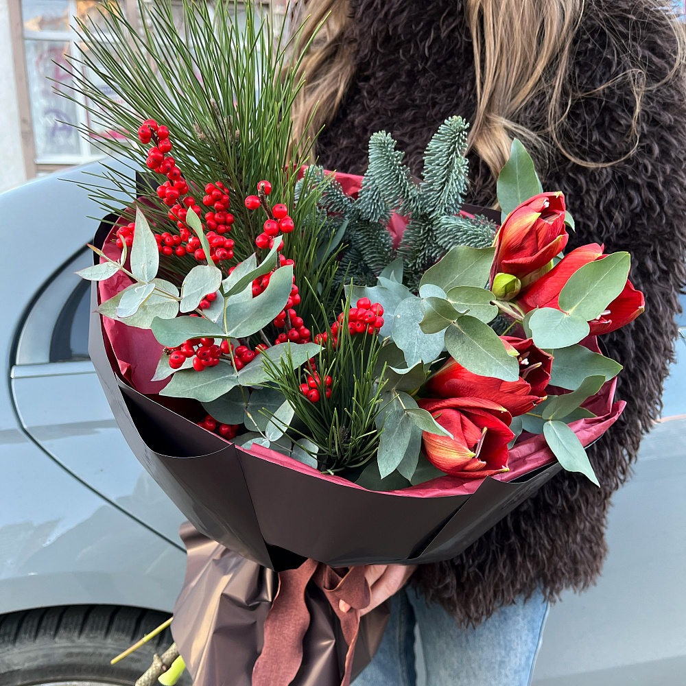 Зимний букет из хвои