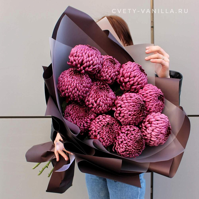 Букет хризантем Бигуди в шоколадной упаковке - изображение 2