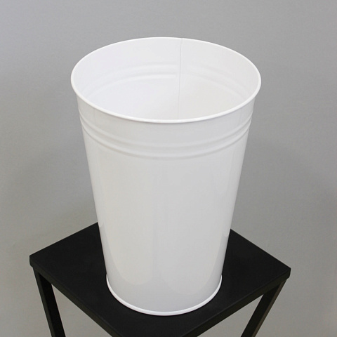 Белый железный вазон - изображение 2