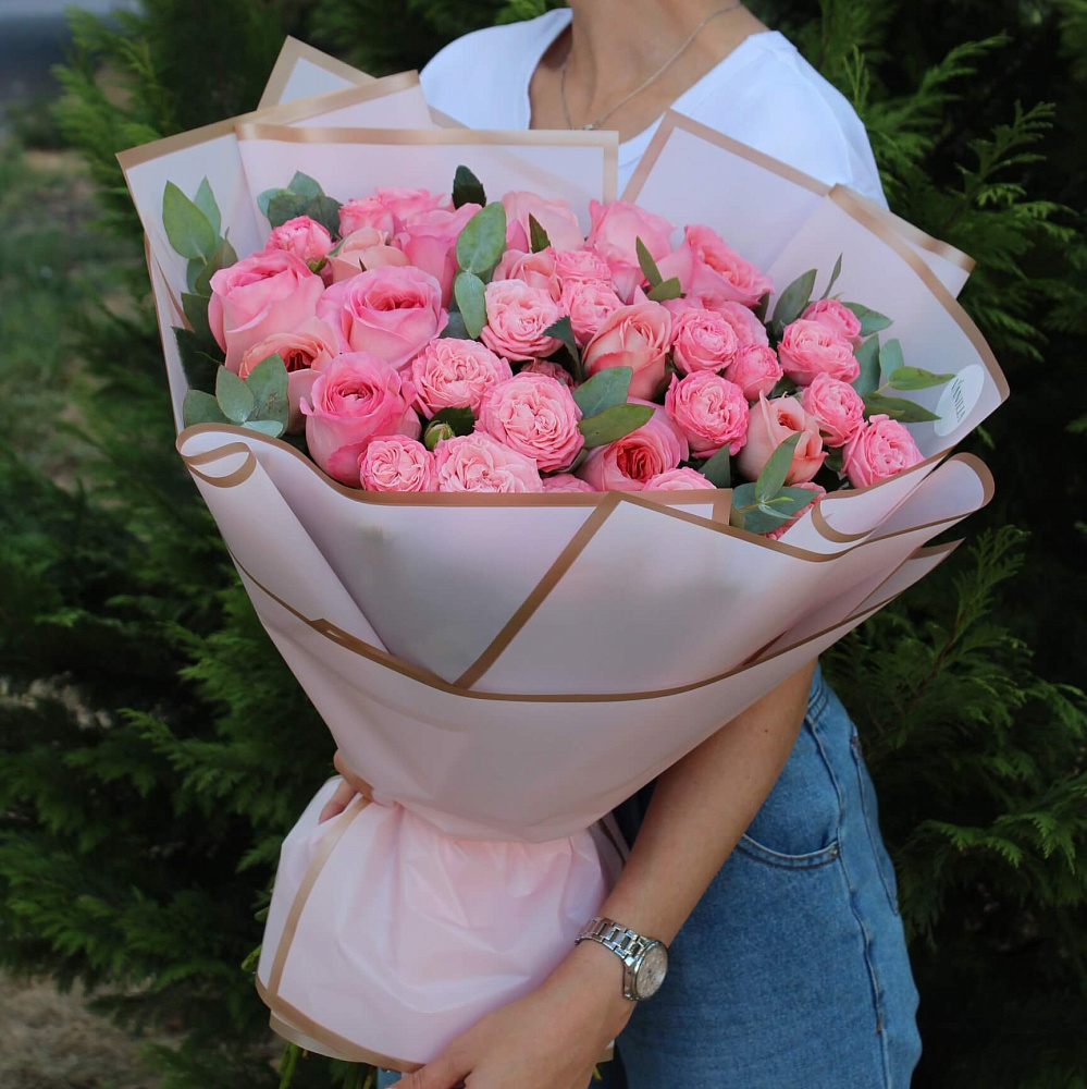 Букет пионовидных роз Лондон Ай